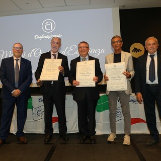Anap Confartigianato Cuneo: tre maestri artigiani della Granda premiati alla cerimonia nazionale dei maestri d’opera e d’esperienza Anap Confartigianato Cuneo: tre maestri artigiani della Granda premiati alla cerimonia nazionale dei maestri d’opera e d’esperienza