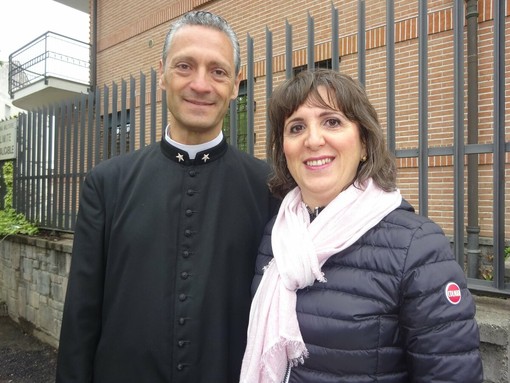 Schegge di luce: pensieri sui Vangeli festivi di don Cosimo Monopoli Schegge di luce: pensieri sui Vangeli festivi di don Cosimo Monopoli