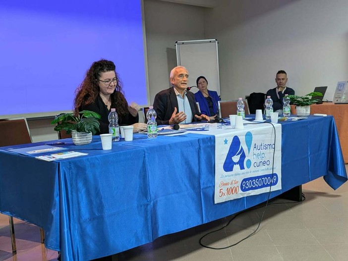 "Autismo oltre la campanella": a Mondovì la prima edizione di GiornatAutismo intitolata a Eralda Loser "Autismo oltre la campanella": a Mondovì la prima edizione di GiornatAutismo intitolata a Eralda Loser