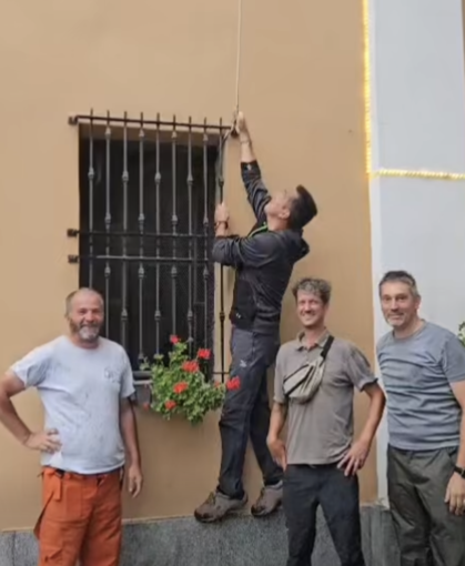 Incendio a Valdieri, fine dell'incubo: a Desertetto si suonano le campane a festa per l'arrivo della pioggia [VIDEO]