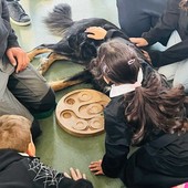 Gli alunni di Garessio imparano a conoscere e rispettare gli amici a quattro zampe Gli alunni di Garessio imparano a conoscere e rispettare gli amici a quattro zampe