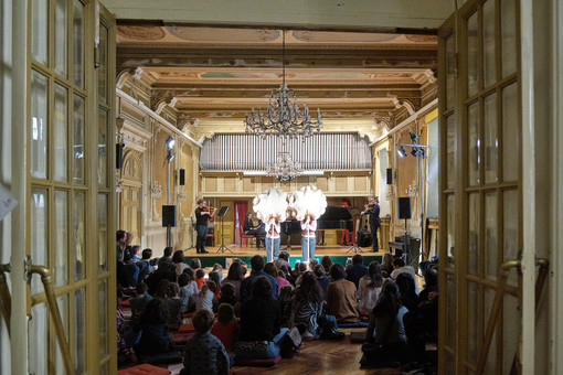 Voci narranti e musica nell’aria: al Ghedini quarta edizione della rassegna domenicale per famiglie con bambini Voci narranti e musica nell’aria: al Ghedini quarta edizione della rassegna domenicale per famiglie con bambini