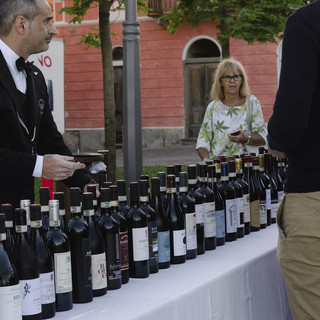 Hill Barolo 2025: La Morra omaggia il “Re dei vini” con due giorni di incontri, musica e sapori