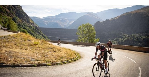 CICLISMO AMATORIALE / La Haute Route Alps torna sulle grandi salite della provincia cuneese