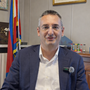 Il sindaco Matteo Ravera nel suo ufficio durante l'intervista Il sindaco Matteo Ravera nel suo ufficio durante l'intervista