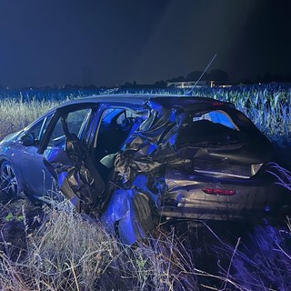 Una delle vetture coinvolte nell'incidente di corso De Gasperi a Cuneo