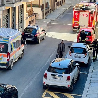 Soccorso persona in via Luigi Gallo a Cuneo: sul posto vigili del fuoco, carabinieri e sanitari