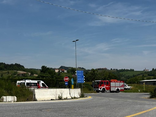 Vicoforte: ennesimo incidente all'incrocio delle Olle, scontro tra due auto