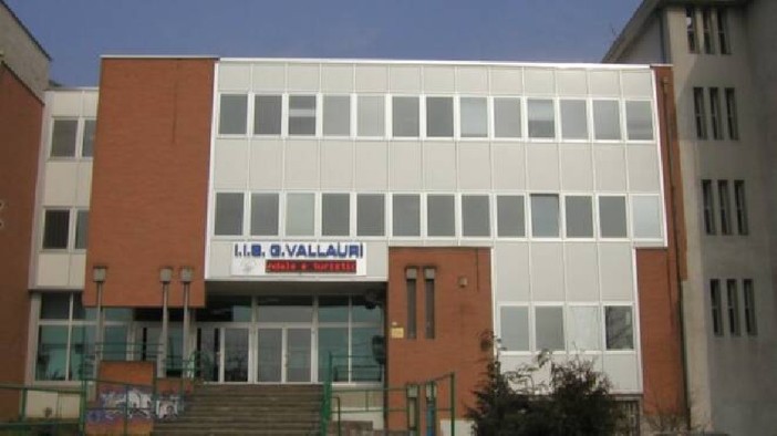 L'istituto Vallauri di Fossano emerge come miglior tecnologico e presenta una delle percentuali più elevate di inserimento lavorativo L'istituto Vallauri di Fossano emerge come miglior tecnologico e presenta una delle percentuali più elevate di inserimento lavorativo