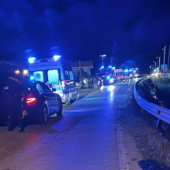 Grave incidente nella notte a Dronero. Tre auto coinvolte: muore una 18enne di Roccabruna