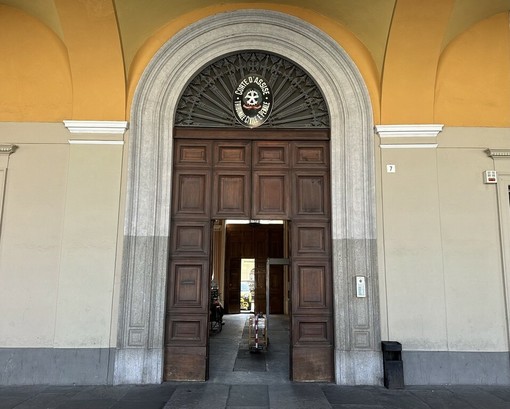 L'ingreesso del tribunale di Cuneo L'ingreesso del tribunale di Cuneo