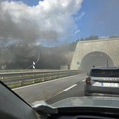 Incendio galleria Gay di Monti sulla A6: ripristinata la viabilità anche in direzione Torino Incendio galleria Gay di Monti sulla A6: ripristinata la viabilità anche in direzione Torino