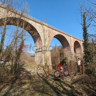 Via libera alla passerella sospesa per le bici sullo Stura a Gaiola: approvata la modifica al progetto dall'Unione Montana Valle Stura e dal Comune