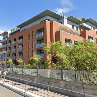 Il condominio Porta San Martino, nel complesso dell'ex Mulino Valente, in via Einaudi ad Alba