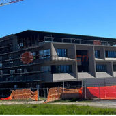 L'istituto Grandis di Cuneo inizia a mostrarsi: le prime immagini senza il ponteggio L'istituto Grandis di Cuneo inizia a mostrarsi: le prime immagini senza il ponteggio