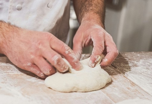 Pinsa ingredienti: il segreto è nella giusta miscela di farine Pinsa ingredienti: il segreto è nella giusta miscela di farine