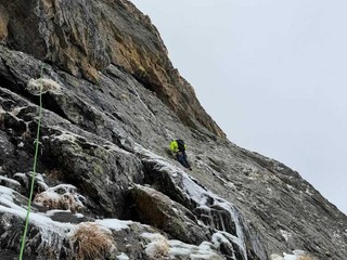 Alcuni momenti dell'intervento di soccorso presso il monte Corno Stella, nel comune di Valdieri: le operazioni hanno coinvolto 118, Soccorso Alpino, Soccorso Alpino della Guardia di Finanza (Sagf) e Vigili del Fuoco Alcuni momenti dell'intervento di soccorso presso il monte Corno Stella, nel comune di Valdieri: le operazioni hanno coinvolto 118, Soccorso Alpino, Soccorso Alpino della Guardia di Finanza (Sagf) e Vigili del Fuoco