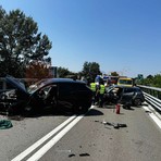 Frontale tra due auto sulla Statale 28 tra Fossano e Trinità: cinque feriti Frontale tra due auto sulla Statale 28 tra Fossano e Trinità: cinque feriti