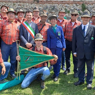 Il gruppo Ana di Bra con l’assessore Messa, a Vicenza per la 95ª Adunata Nazionale degli Alpini