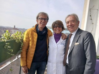 Momenti dell'inaugurazione del Terrazzo in fiore nella Pediatria Oncologica di Savigliano Momenti dell'inaugurazione del Terrazzo in fiore nella Pediatria Oncologica di Savigliano