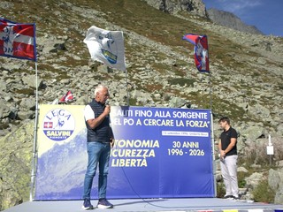 Nelle foto alcuni momenti della Festa del Monviso celebrata questa mattina alle sorgenti del Po