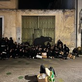 Il collettivo "Compagni di Bank(s)y" Il collettivo "Compagni di Bank(s)y"