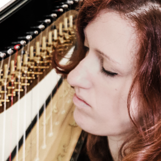 Villafalletto, alla “Nera” il Duo Anthìtesis: arpa e fisarmonica per un viaggio nella musica francese Villafalletto, alla “Nera” il Duo Anthìtesis: arpa e fisarmonica per un viaggio nella musica francese