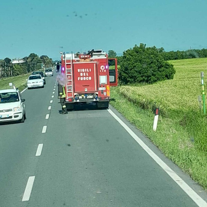 Tamponamento sulla provinciale Saluzzo-Savigliano: due mezzi coinvolti