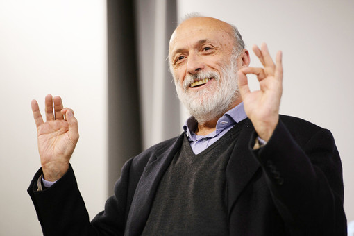 Carlo Petrini, si è spento lo scorso 22 maggio a 76 anni Carlo Petrini, si è spento lo scorso 22 maggio a 76 anni