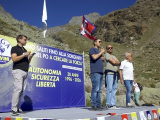Nelle foto alcuni momenti della Festa del Monviso celebrata questa mattina alle sorgenti del Po
