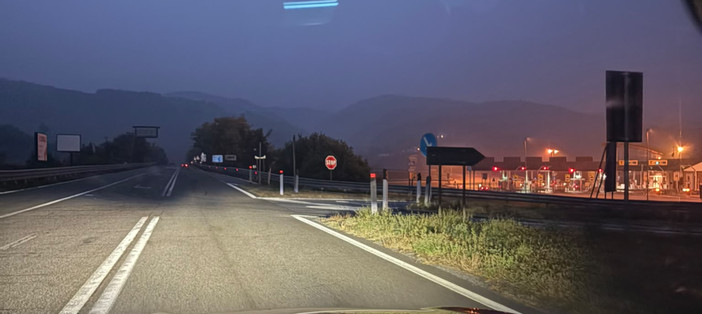 Svincolo A6 a Ceva scarsamente illuminato, il consigliere Marsilio: "Si intervenga per la sicurezza degli utenti" Svincolo A6 a Ceva scarsamente illuminato, il consigliere Marsilio: "Si intervenga per la sicurezza degli utenti"