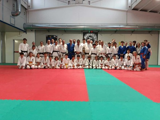 JUDO / Grandi campioni sul tatami a Dronero e Santena: allenamento collegiale con Tazaki Honoka JUDO / Grandi campioni sul tatami a Dronero e Santena: allenamento collegiale con Tazaki Honoka