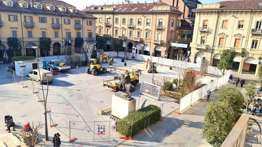 Alba, sulla statua del Govone sfrattata da piazza Ferrero le nuove riserve di Italia Nostra