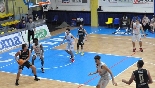 Basket Serie B: la S.Bernardo Abet Langhe Roero crolla a Vigevano