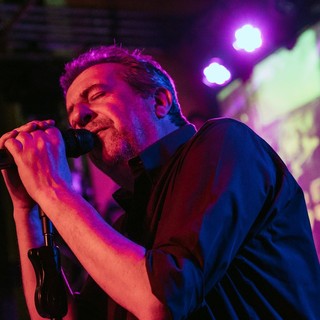 Marco D’Angeli, frontman della band “Lucio, Fabrizio e gli Altri”