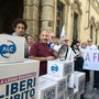 Fine vita, in Piemonte c'è l'appoggio della Lega: "Ciascuno deve poter scegliere sulla morte" Fine vita, in Piemonte c'è l'appoggio della Lega: "Ciascuno deve poter scegliere sulla morte"