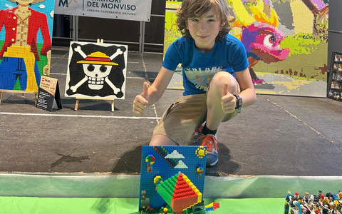 Leandro Colombari campione con i Lego a Carmagnola