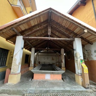 A Vignolo terminati i lavori di riqualificazione del lavatoio comunale