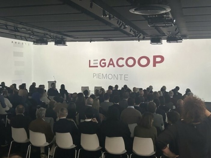 La cooperazione non conosce crisi: in Piemonte LegaCoop vale il 4% del Pil regionale La cooperazione non conosce crisi: in Piemonte LegaCoop vale il 4% del Pil regionale