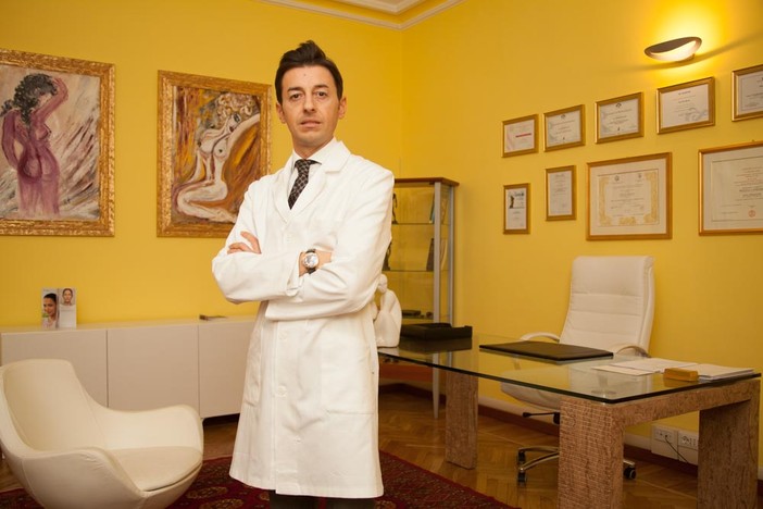 Bellezza, identità e consapevolezza: a Cuneo la conferenza di Luca Spaziante tra medicina, filosofia e cultura della cura Bellezza, identità e consapevolezza: a Cuneo la conferenza di Luca Spaziante tra medicina, filosofia e cultura della cura