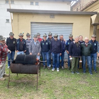 Lagnasco, la castagnata degli Alpini sostiene le attività per bambini e ragazzi Lagnasco, la castagnata degli Alpini sostiene le attività per bambini e ragazzi