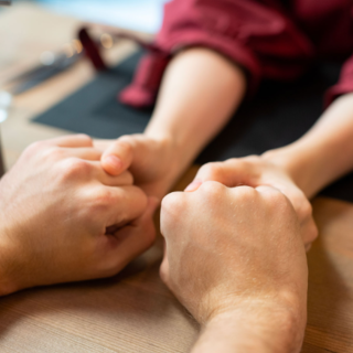 “La Dimora delle Farfalle” debutta a Savigliano con teatro e solidarietà “La Dimora delle Farfalle” debutta a Savigliano con teatro e solidarietà
