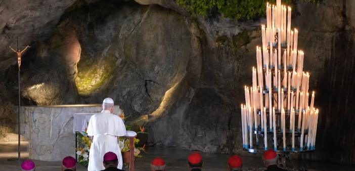 Schegge di luce: pensieri sui Vangeli festivi a cura di Silvia Gullino