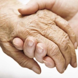 Oncogeriatria, l'ASL CN1 forma i professionisti della salute Oncogeriatria, l'ASL CN1 forma i professionisti della salute