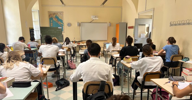 #maturità2025: ecco i volti dei 100 e 100 e lode della provincia Granda