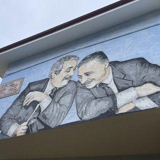 Il murales dedicato a Falcone e Borsellino a Mondovì