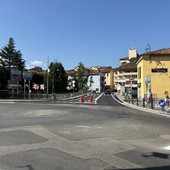 Riaperto da ieri sera il ponte della Madonnina a Mondovì, con la nuova segnaletica Riaperto da ieri sera il ponte della Madonnina a Mondovì, con la nuova segnaletica