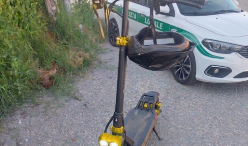 Obbligo di targa per i monopattini, a Guarene la Polizia locale intensifica controlli e attività informativa Obbligo di targa per i monopattini, a Guarene la Polizia locale intensifica controlli e attività informativa