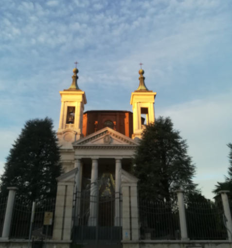 Nella foto di Stefano Tibaldi il Santuario nuovo della Madonna dei Fiori, a Bra