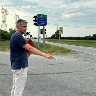 Troppi incidenti all'incrocio sul Beinale, il sindaco di Magliano Alpi: "Necessario intervenire per la sicurezza di tutti"